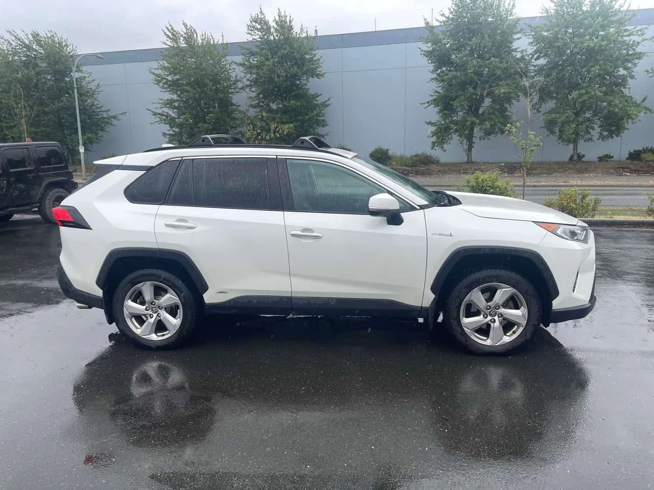 Toyota Rav4 * Hybrid Limited * CARFAX * ЦЕНА ДО БГ, снимка 5 - Автомобили и джипове - 55187278