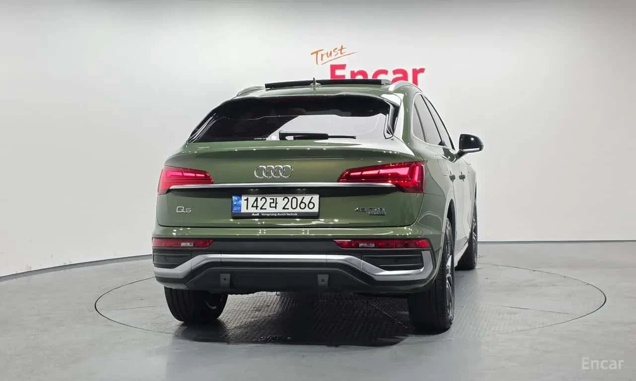 Audi Q5 | DISTRONIC | 360 | ПАНОРАМА | HUD |  , снимка 4 - Автомобили и джипове - 55584301