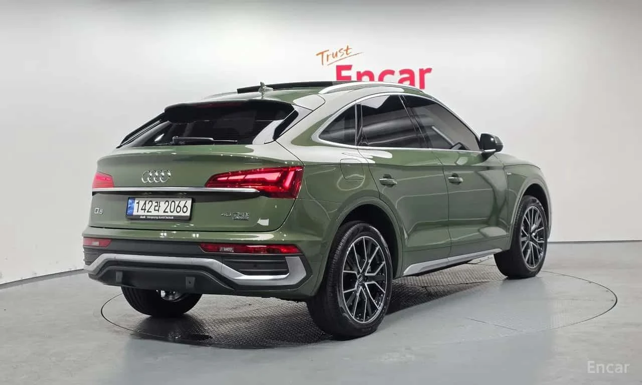 Audi Q5 | DISTRONIC | 360 | ПАНОРАМА | HUD |  , снимка 2 - Автомобили и джипове - 55584301