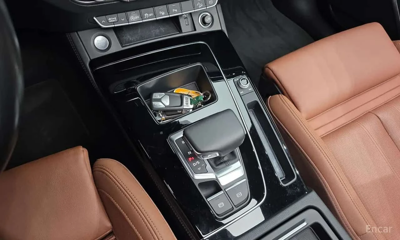 Audi Q5 | DISTRONIC | 360 | ПАНОРАМА | HUD |  , снимка 9 - Автомобили и джипове - 55584301