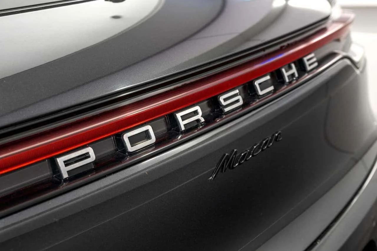 Porsche Macan AWD 2.0 CARFAX, снимка 9 - Автомобили и джипове - 55832805