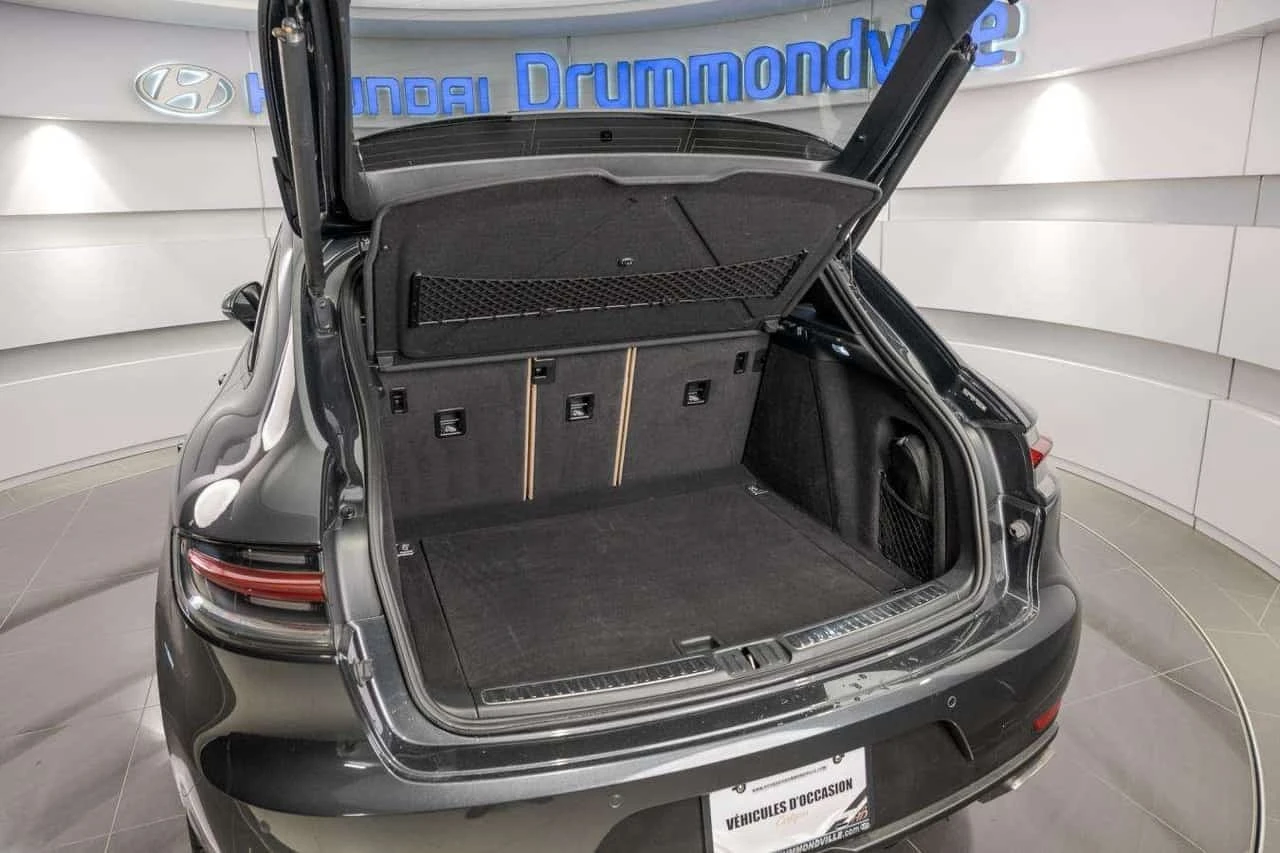 Porsche Macan AWD 2.0 CARFAX, снимка 10 - Автомобили и джипове - 55832805