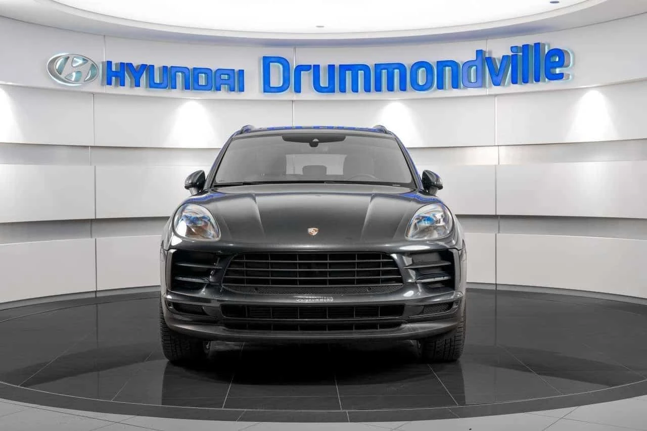 Porsche Macan AWD 2.0 CARFAX, снимка 2 - Автомобили и джипове - 55832805