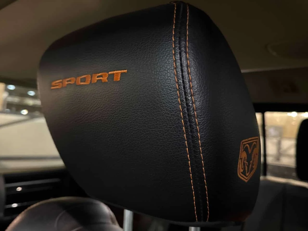 Dodge RAM 1500 * Sport * CARFAX * ����� �� ����������� | Mobile.bg � ����������� 11