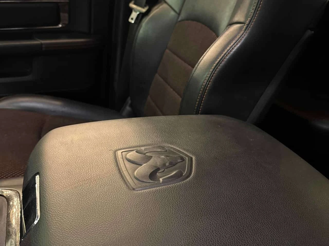 Dodge RAM 1500 * Sport * CARFAX * ����� �� ����������� | Mobile.bg � ����������� 16