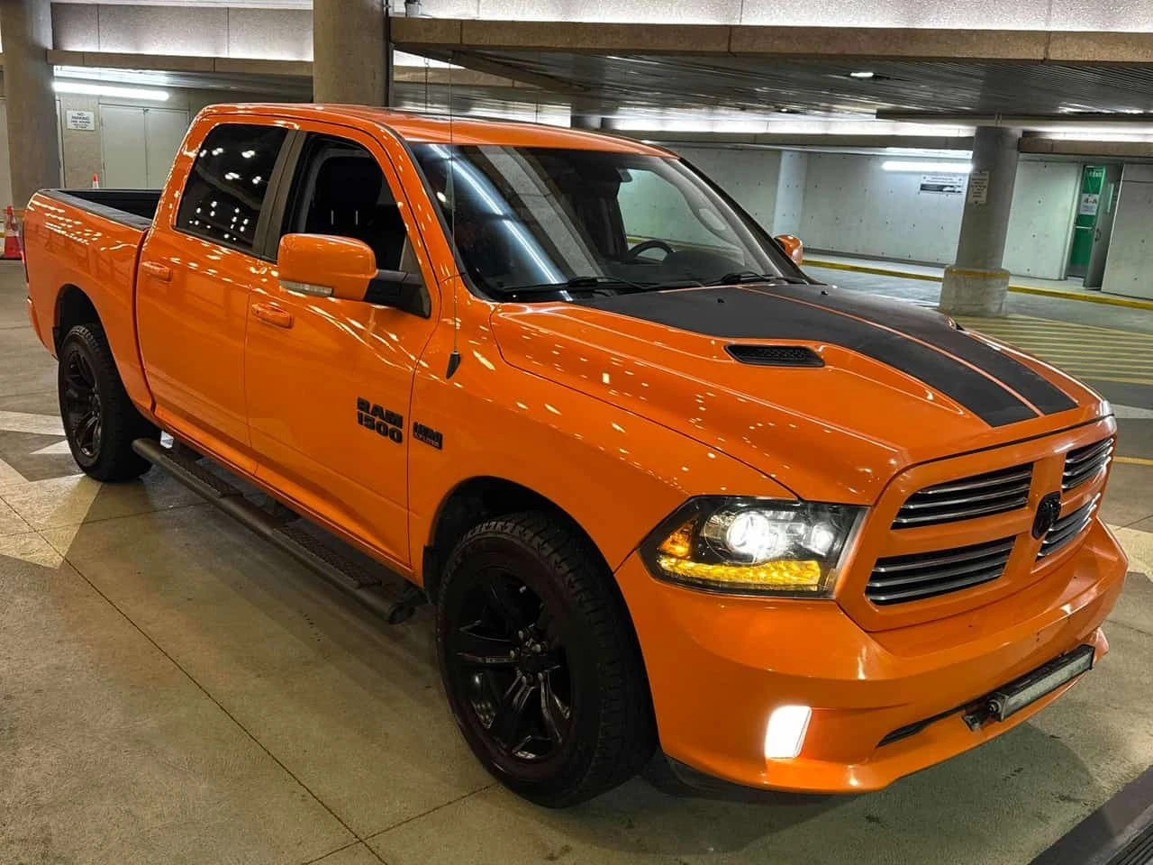 Dodge RAM 1500 * Sport * CARFAX * ����� �� ����������� | Mobile.bg � ����������� 12
