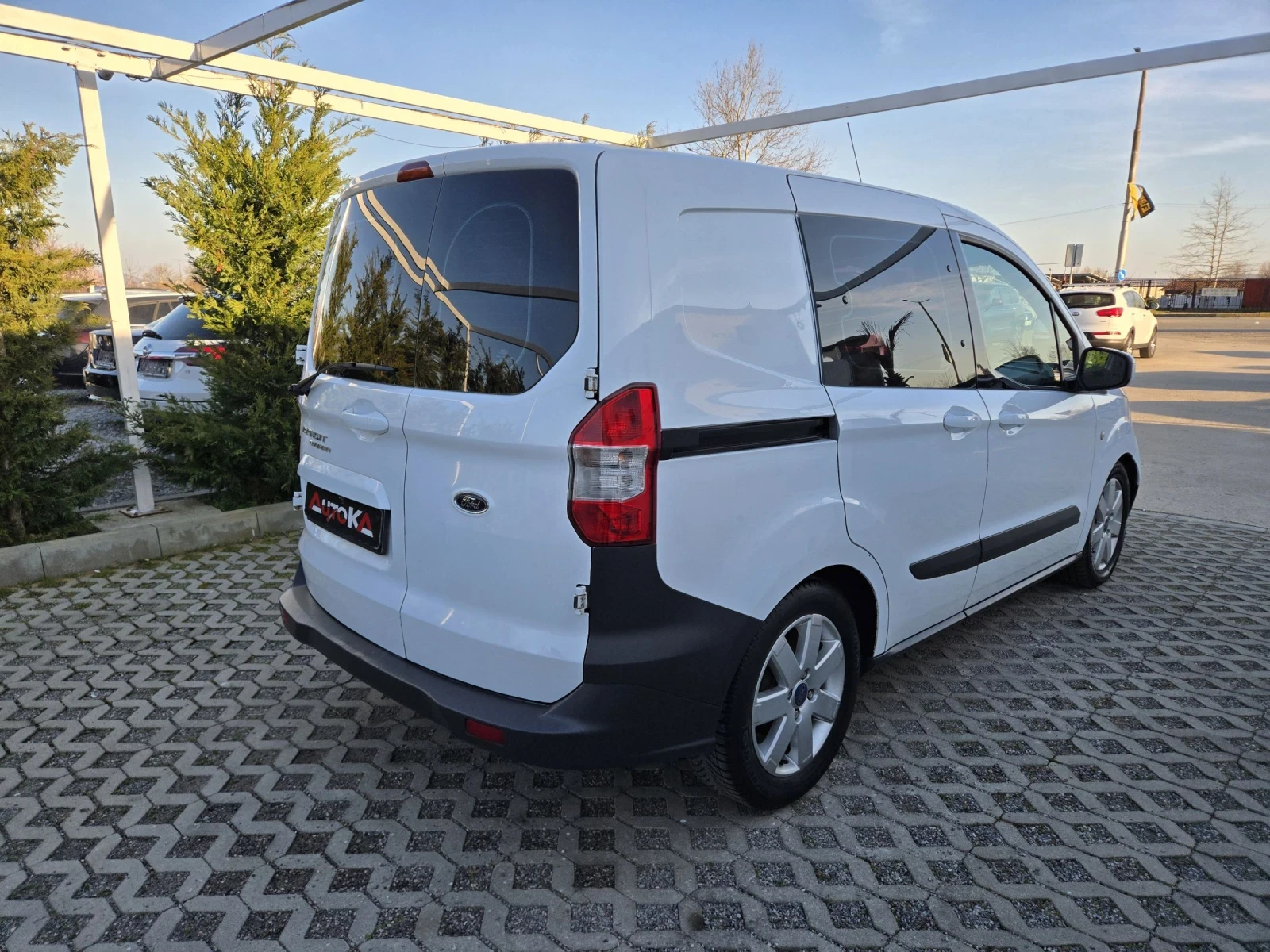 Ford Transit Courier-1.5D-95кс= ПЪТНИЧЕСКИ= EURO 6B, снимка 3 - Бусове и автобуси - 53890320