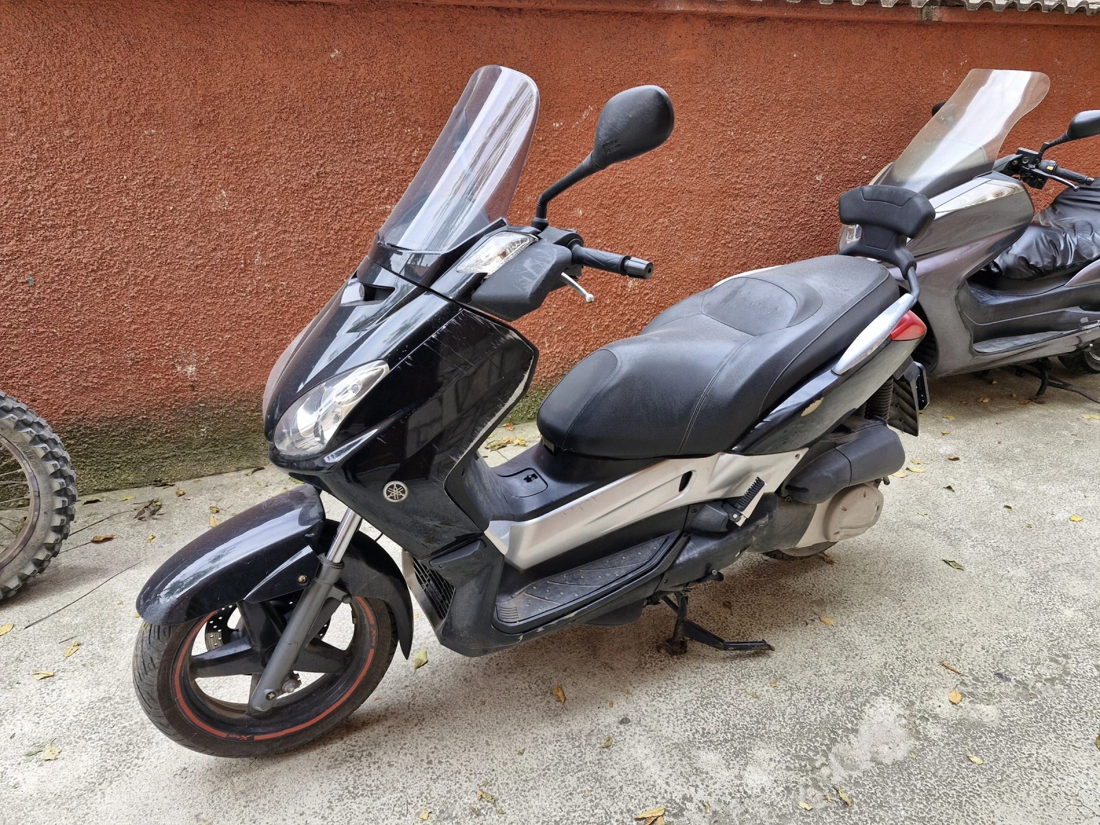 Yamaha X-max Швейцария  - изображение 2