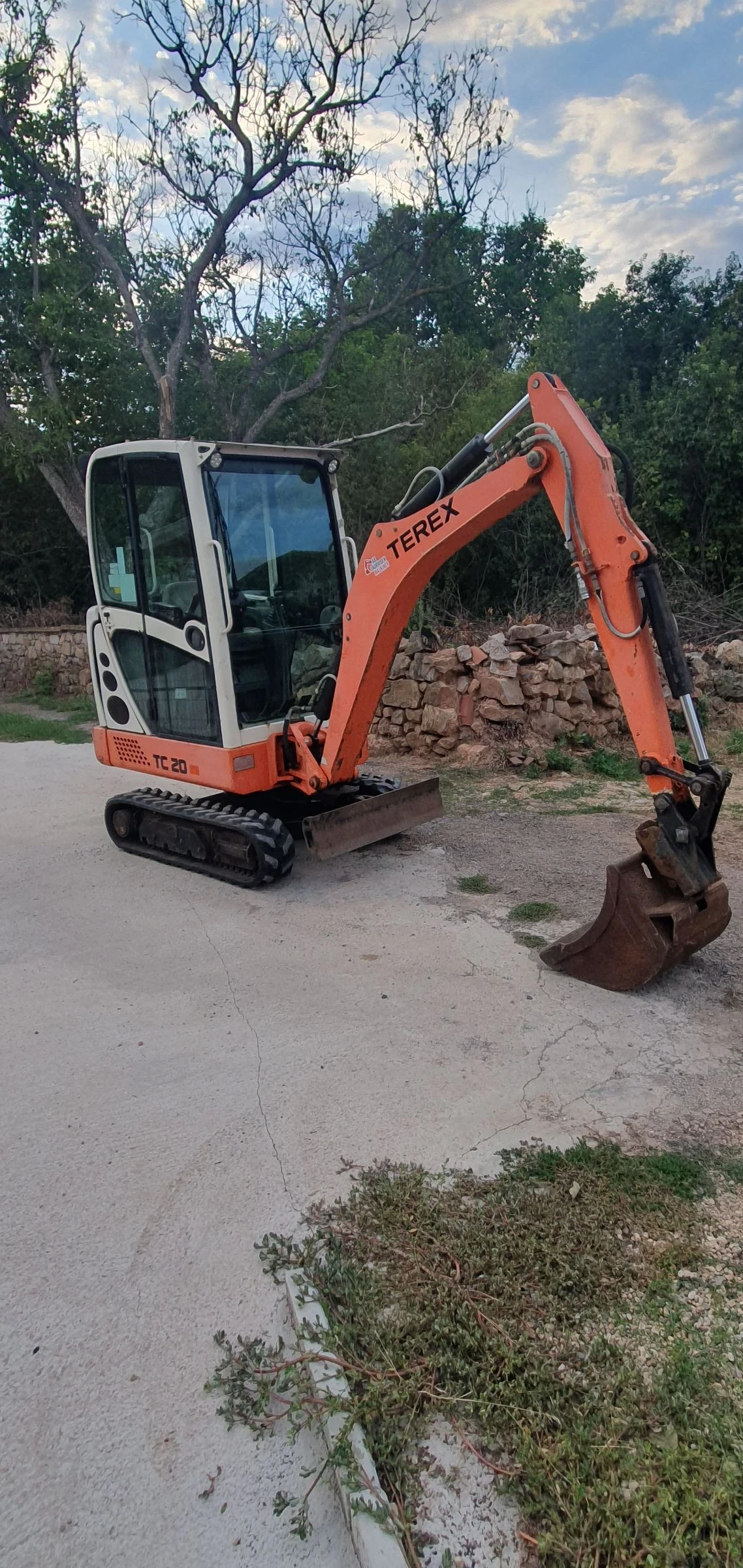 Багер Terex ТС20 - изображение 4