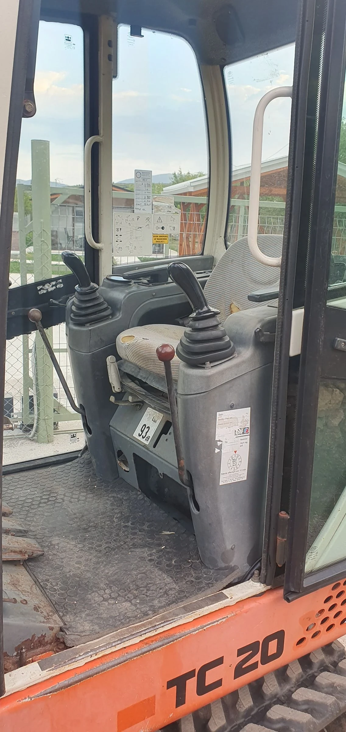 Багер Terex ТС20 - изображение 7