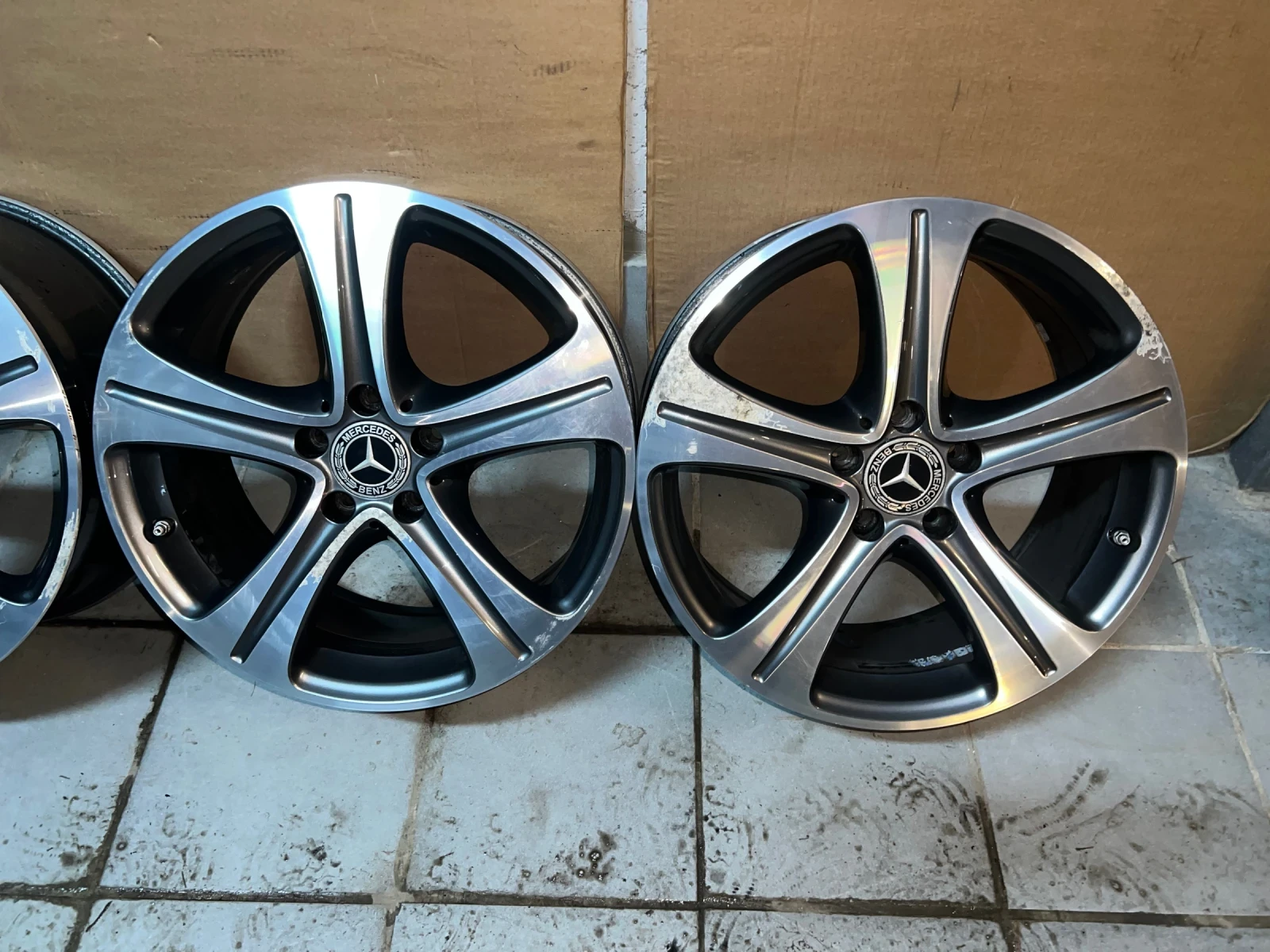 ������ | Mobile.bg � ����������� 4