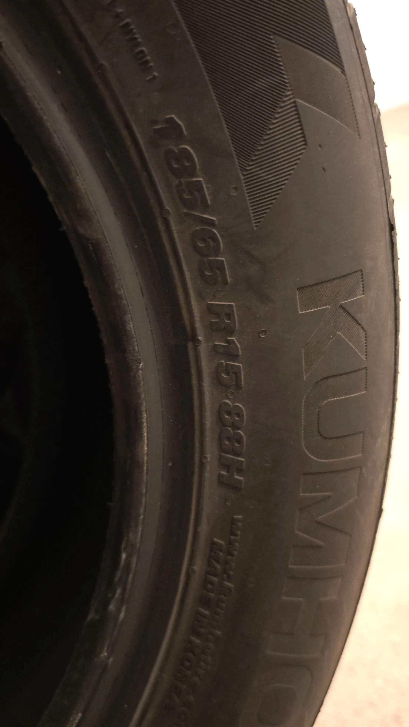 Гуми Летни 185/65R15, снимка 3 - Гуми и джанти - 54900249