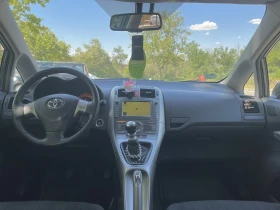 Toyota Auris 2.0 D4D keyless Сервизна книжка, снимка 5