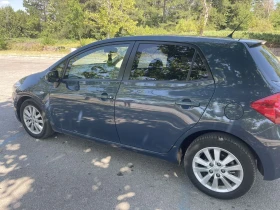 Toyota Auris 2.0 D4D keyless Сервизна книжка, снимка 10