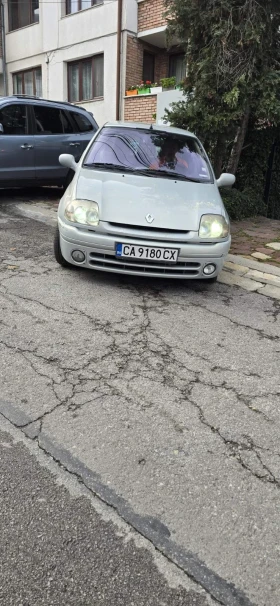 Renault Clio  - изображение 1