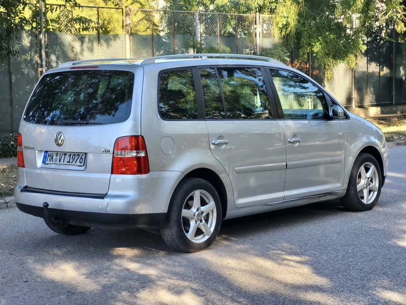 VW Touran 1.9TDi-105kc.-6ck., снимка 2 - Автомобили и джипове - 45540213