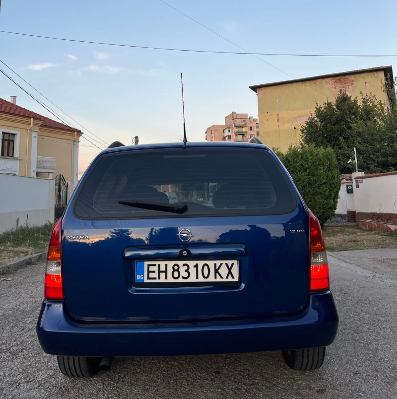 Opel Astra 1.7Dti, снимка 7 - Автомобили и джипове - 47428340