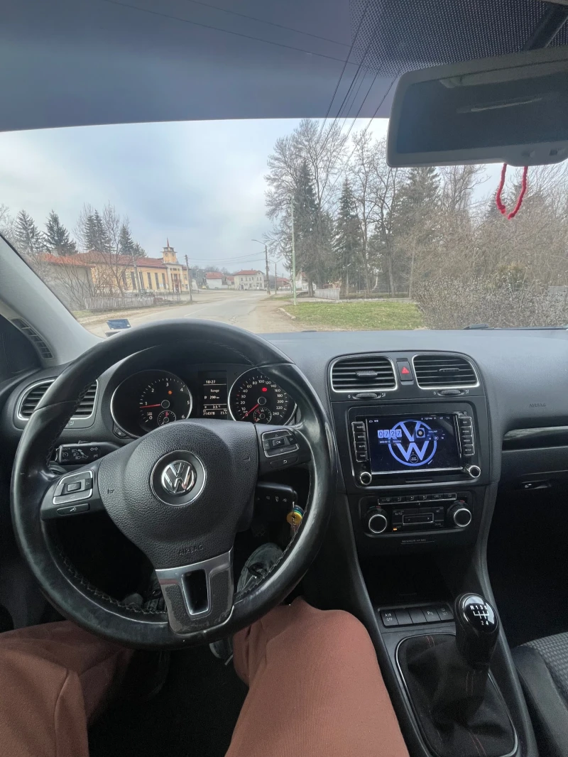 VW Golf, снимка 5 - Автомобили и джипове - 49135256