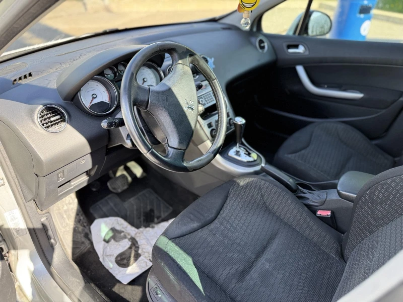 Peugeot 308 2.0 HDi Автомат Панорама, снимка 15 - Автомобили и джипове - 52544377