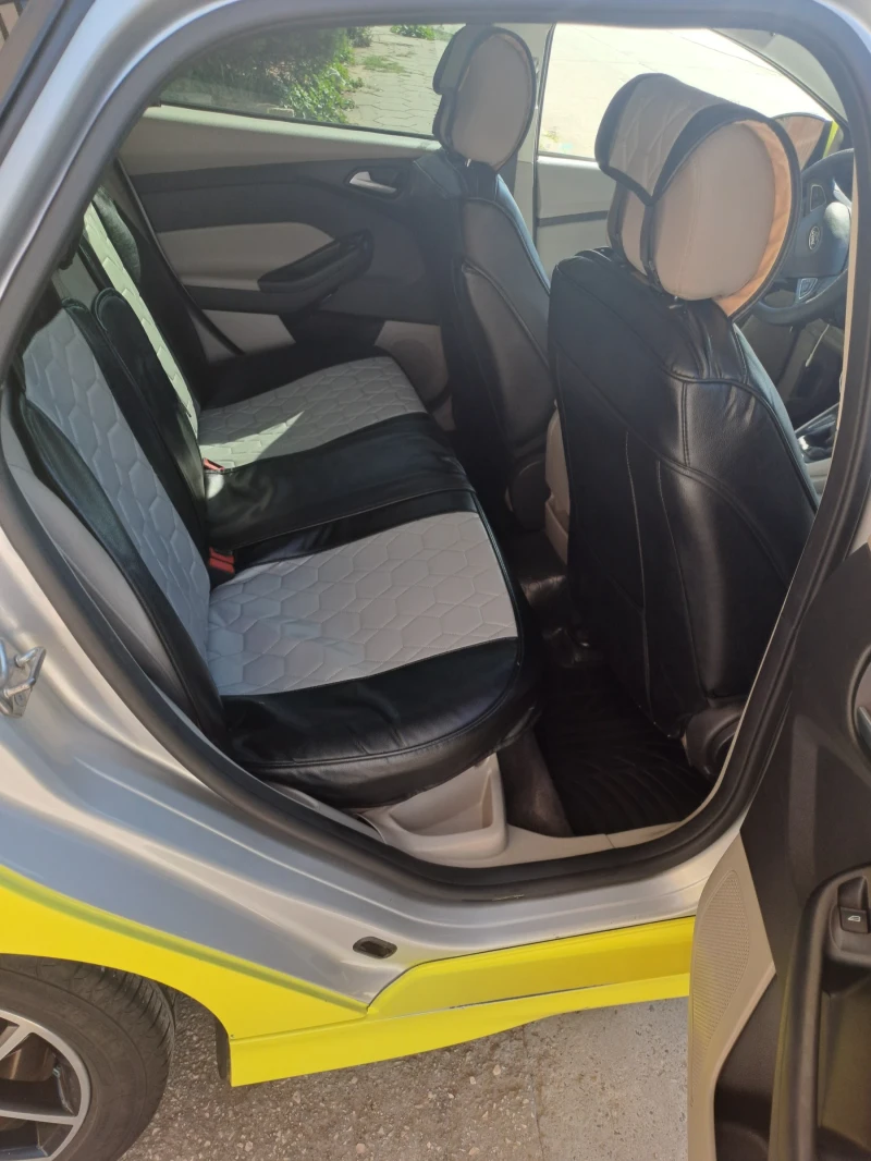 Ford Focus, снимка 7 - Автомобили и джипове - 52299653