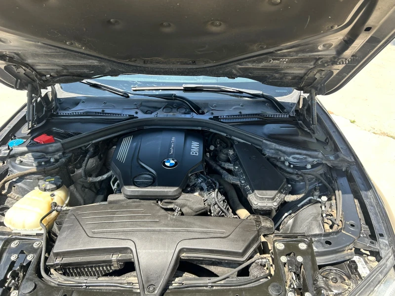 BMW 318 2017, Xdrive, снимка 7 - Автомобили и джипове - 53097420