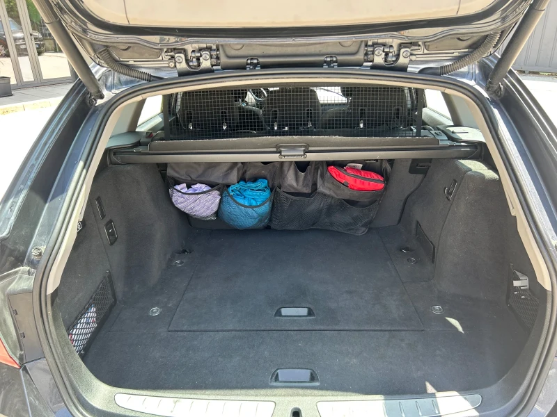 BMW 318 2017, Xdrive, снимка 8 - Автомобили и джипове - 53097420