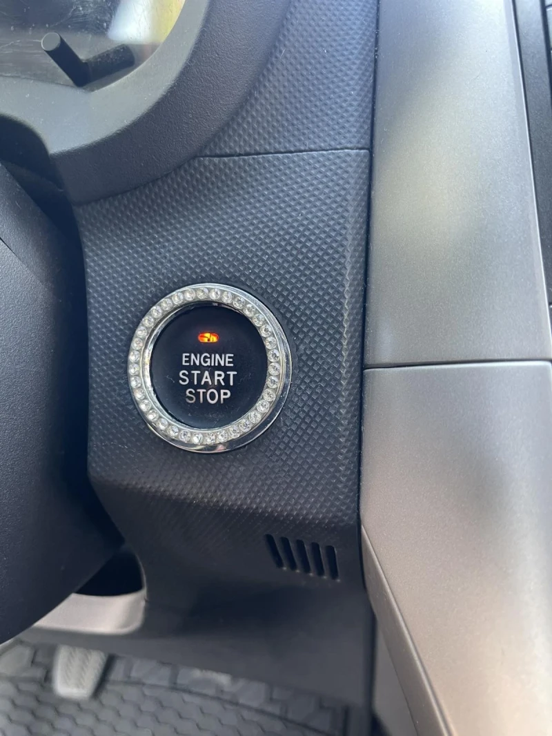 Toyota Auris 2.0 D4D keyless Сервизна книжка, снимка 7 - Автомобили и джипове - 51098690