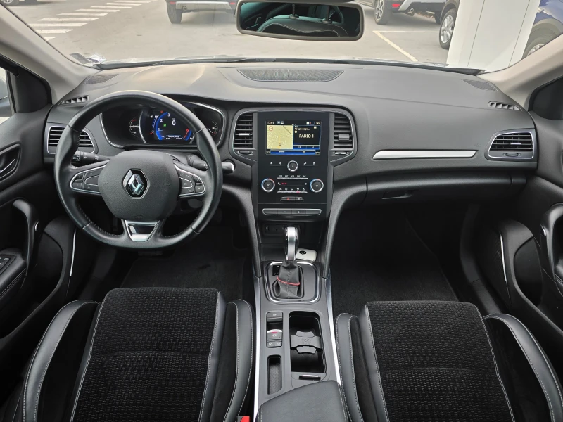 Renault Megane 1.3 Tce Intens, снимка 8 - Автомобили и джипове - 52148122