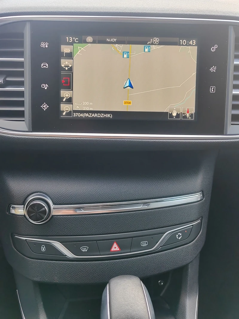 Peugeot 308 1.2, 131к.с.  GT Line, снимка 15 - Автомобили и джипове - 52349236