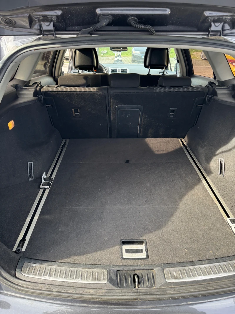 Toyota Avensis 2.0i, Navi, Automat, снимка 14 - Автомобили и джипове - 52399034