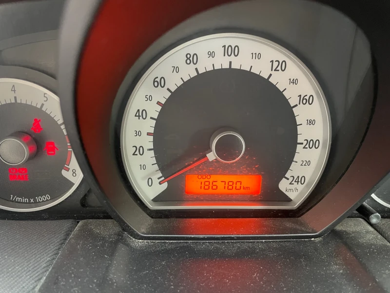 Kia Ceed, снимка 6 - Автомобили и джипове - 52723440