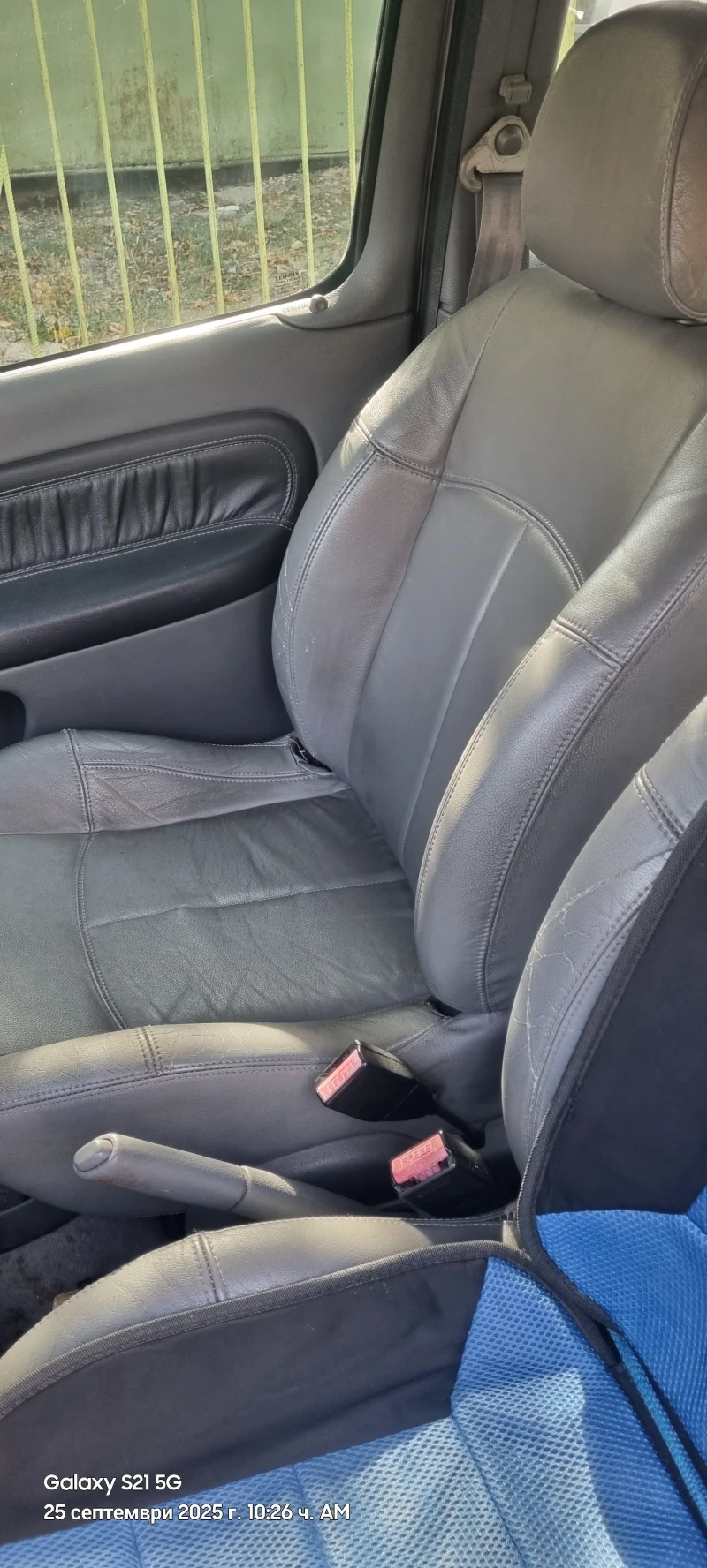 Renault Clio, снимка 16 - Автомобили и джипове - 52867007