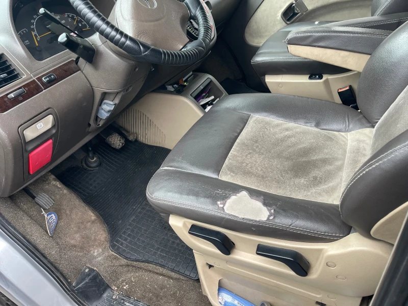 Mercedes-Benz Viano v280 ambiente, снимка 9 - Автомобили и джипове - 53237872