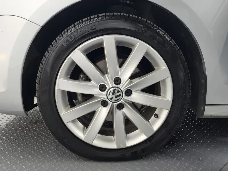 VW Jetta 2.0 TDI - изображение 5