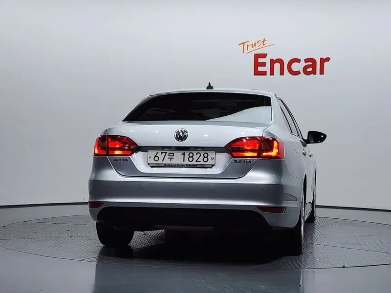 VW Jetta 2.0 TDI - изображение 4