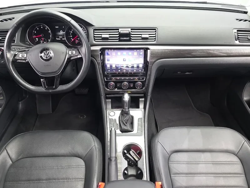 VW Passat 2.0 TSI B7, снимка 7 - Автомобили и джипове - 55295579