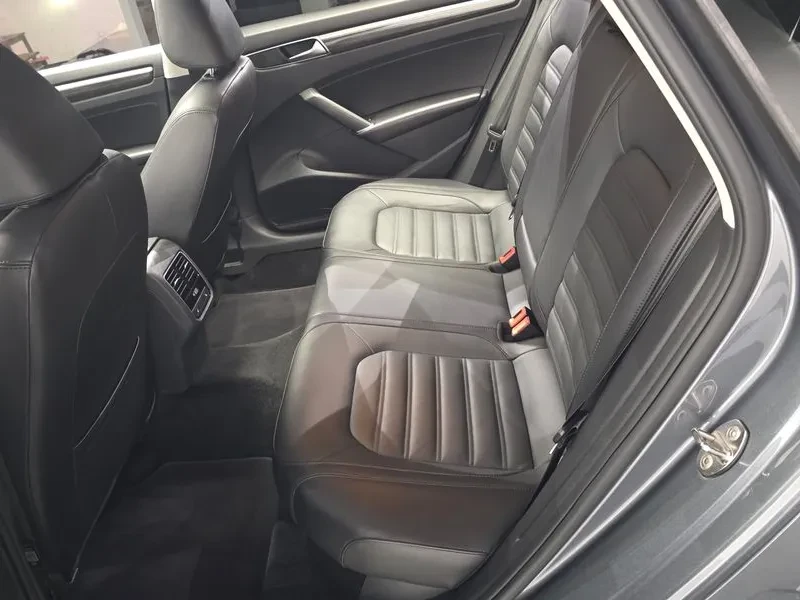 VW Passat 2.0 TSI B7, снимка 12 - Автомобили и джипове - 55295579