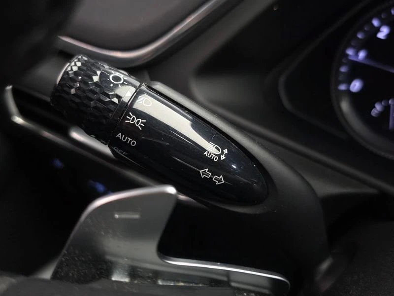 Hyundai Sonata 2.0 Automatic, снимка 11 - Автомобили и джипове - 55658600