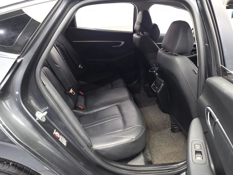 Hyundai Sonata 2.0 Automatic, снимка 16 - Автомобили и джипове - 55658600