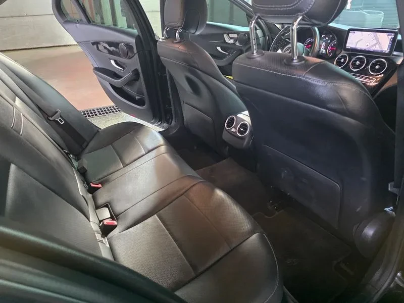 Mercedes-Benz C 200 W205, снимка 12 - Автомобили и джипове - 56084617