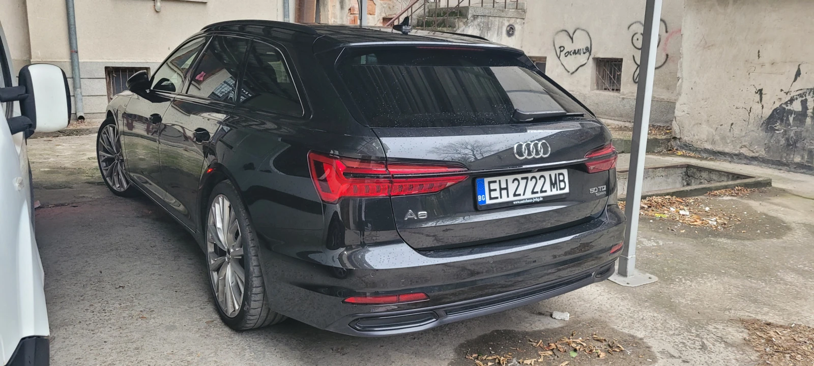 Audi A6 5000 хибрид  - изображение 4