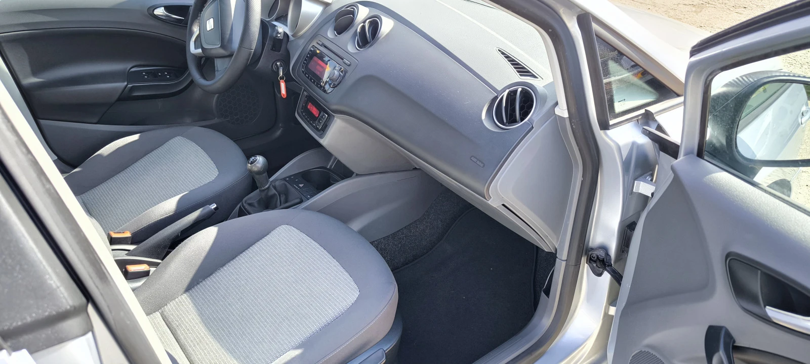 Seat Ibiza 1, 6i 16V SPORT Швейцария 105кс | Mobile.bg — изображение 12