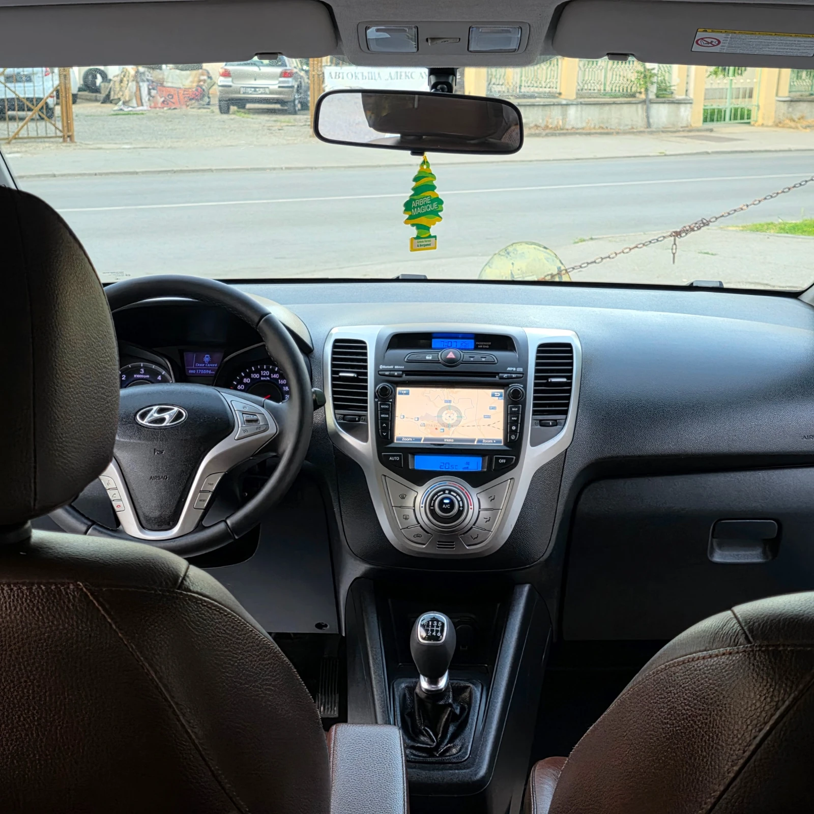 Hyundai Ix20 1.4 CRDI KAMERA NAVI KOJA - изображение 7