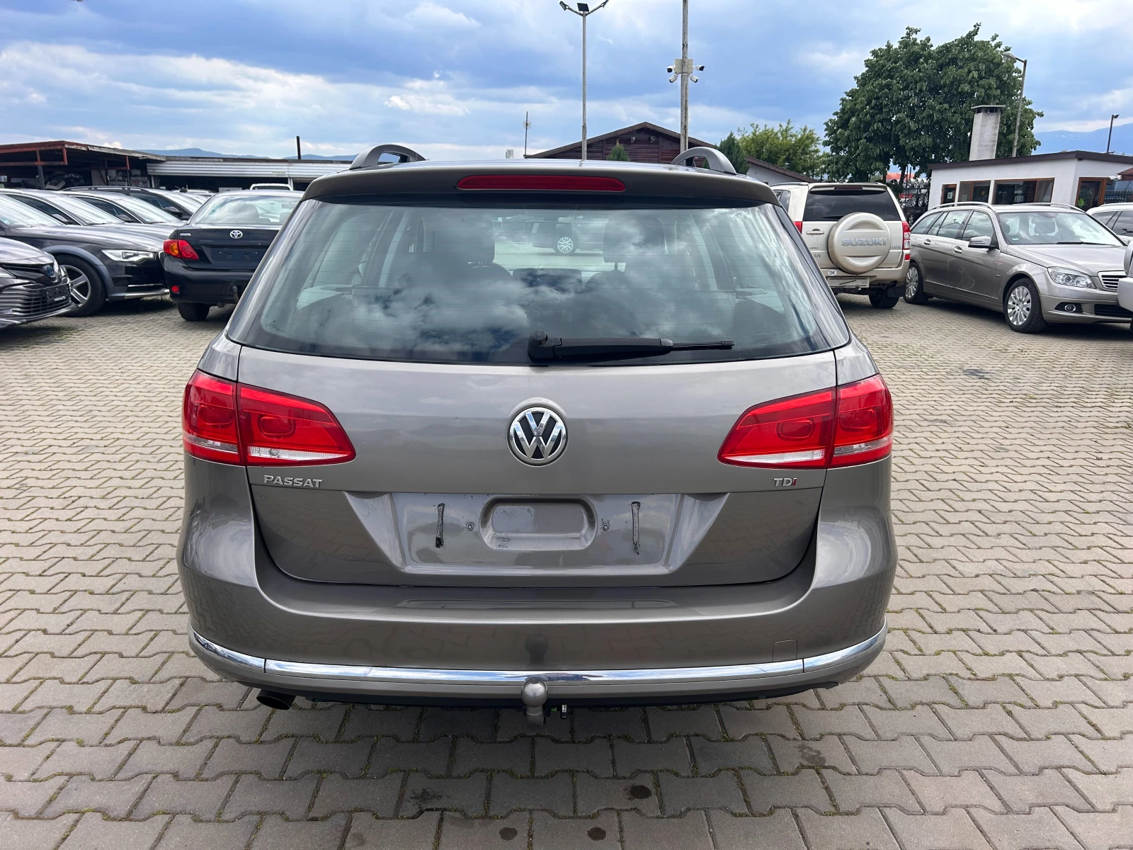VW Passat 1.6TDI EURO 5 - изображение 7