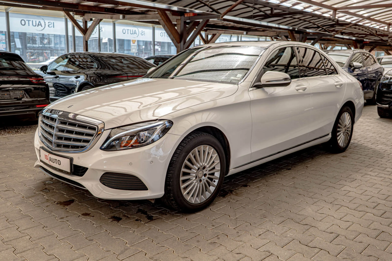 Mercedes-Benz C 250 4Matic/Bluetec/Blind Spot/Dynamic LED | Mobile.bg   1