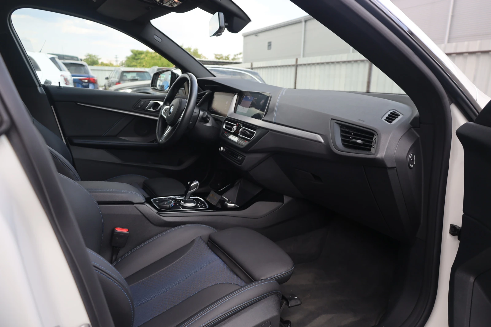 BMW 2 Gran Coupe 218i M LED Distronic SzH PDK Automat Lane #iCarbg - изображение 7