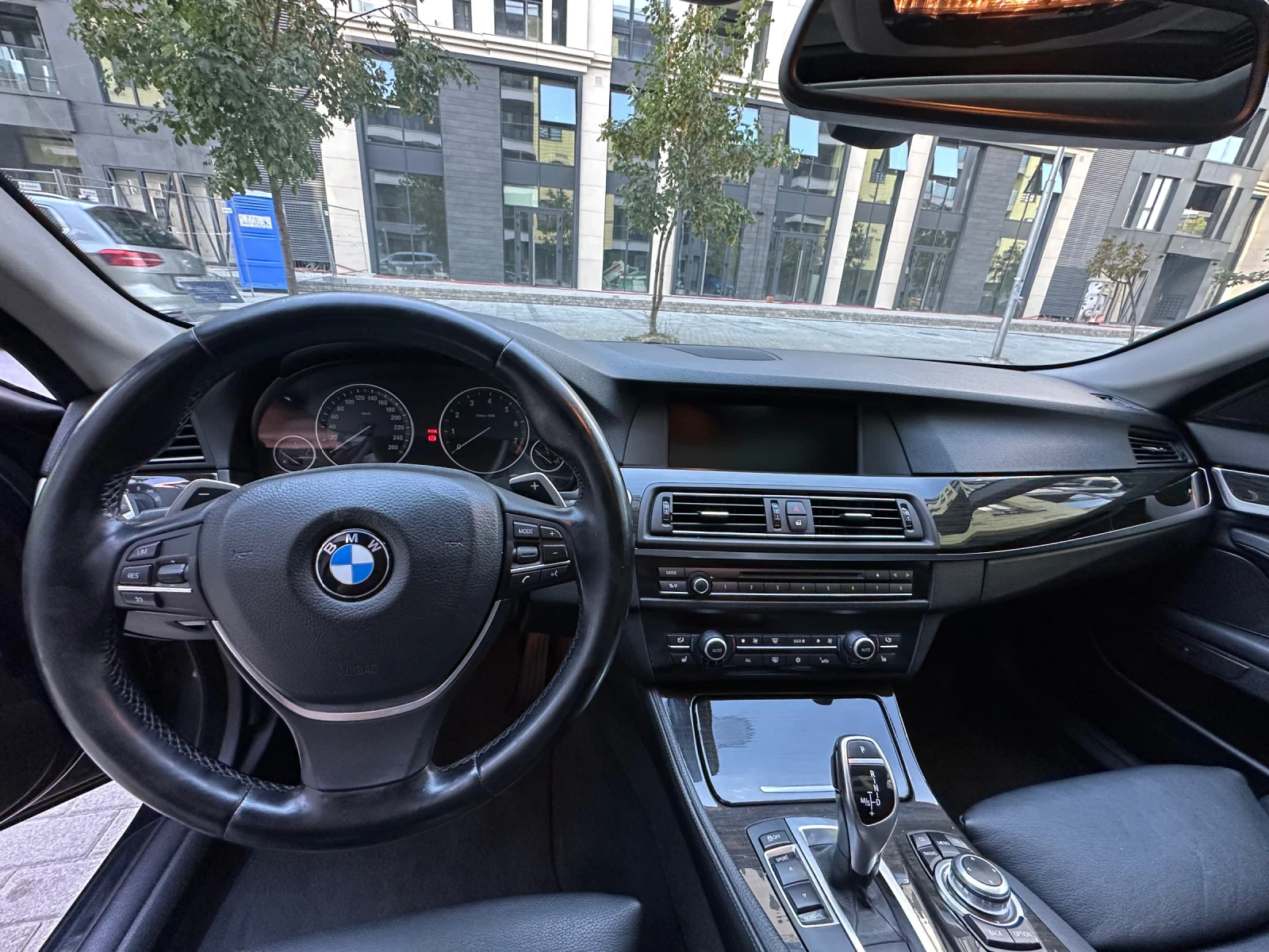 BMW 528 F10 - изображение 9