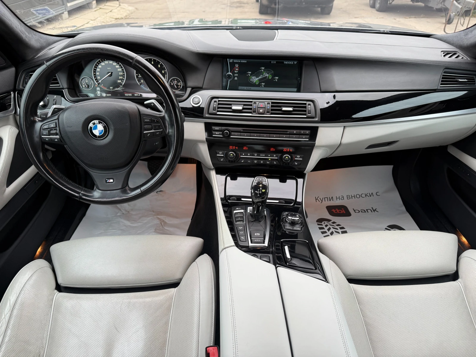 BMW 550 6 МЕСЕЦА ГАРАНЦИЯ/408к.с. M Pack Всички Екстри - изображение 10