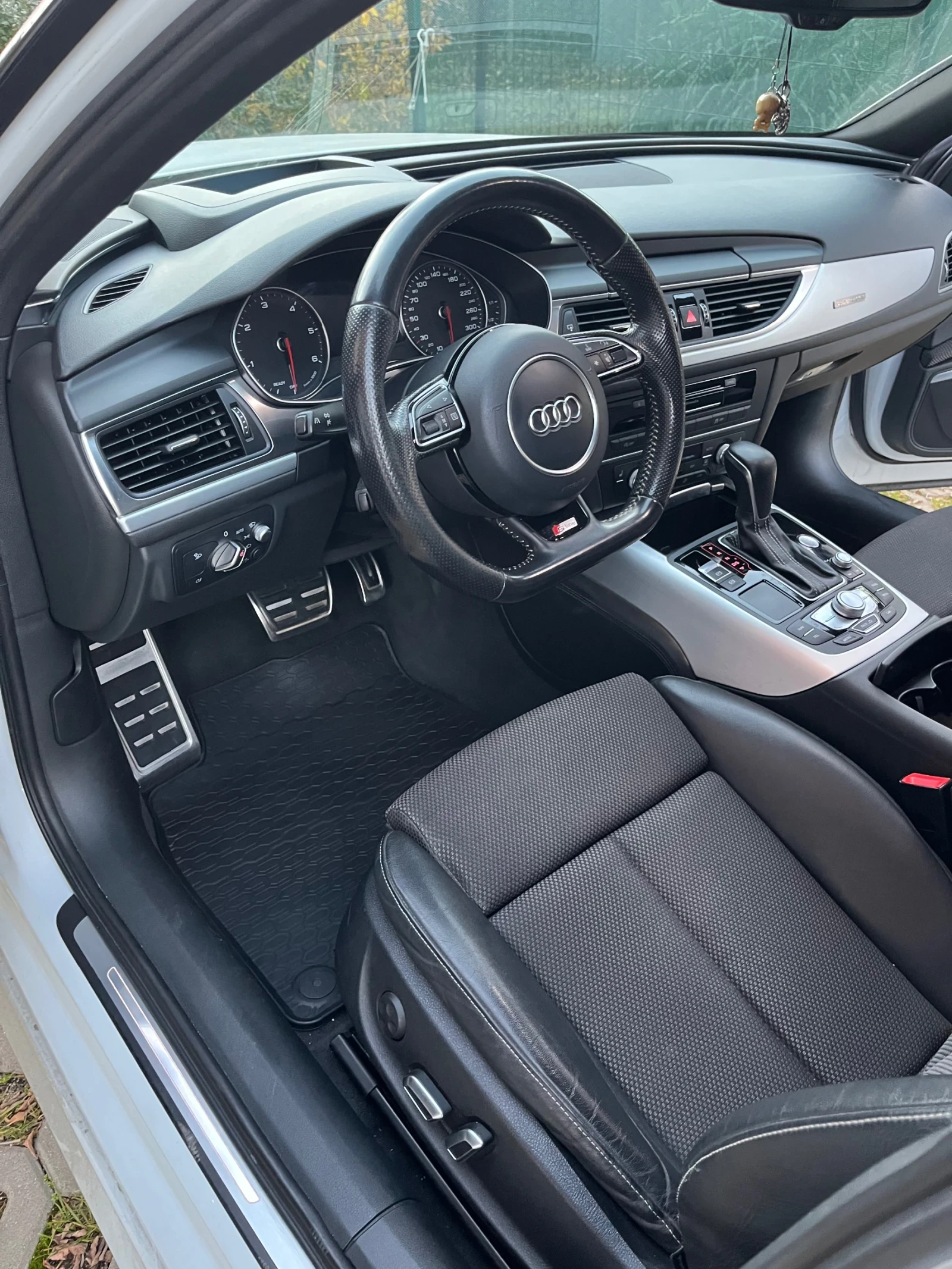 Audi A6 2.0 TDI quattro , снимка 14 - Автомобили и джипове - 52748446