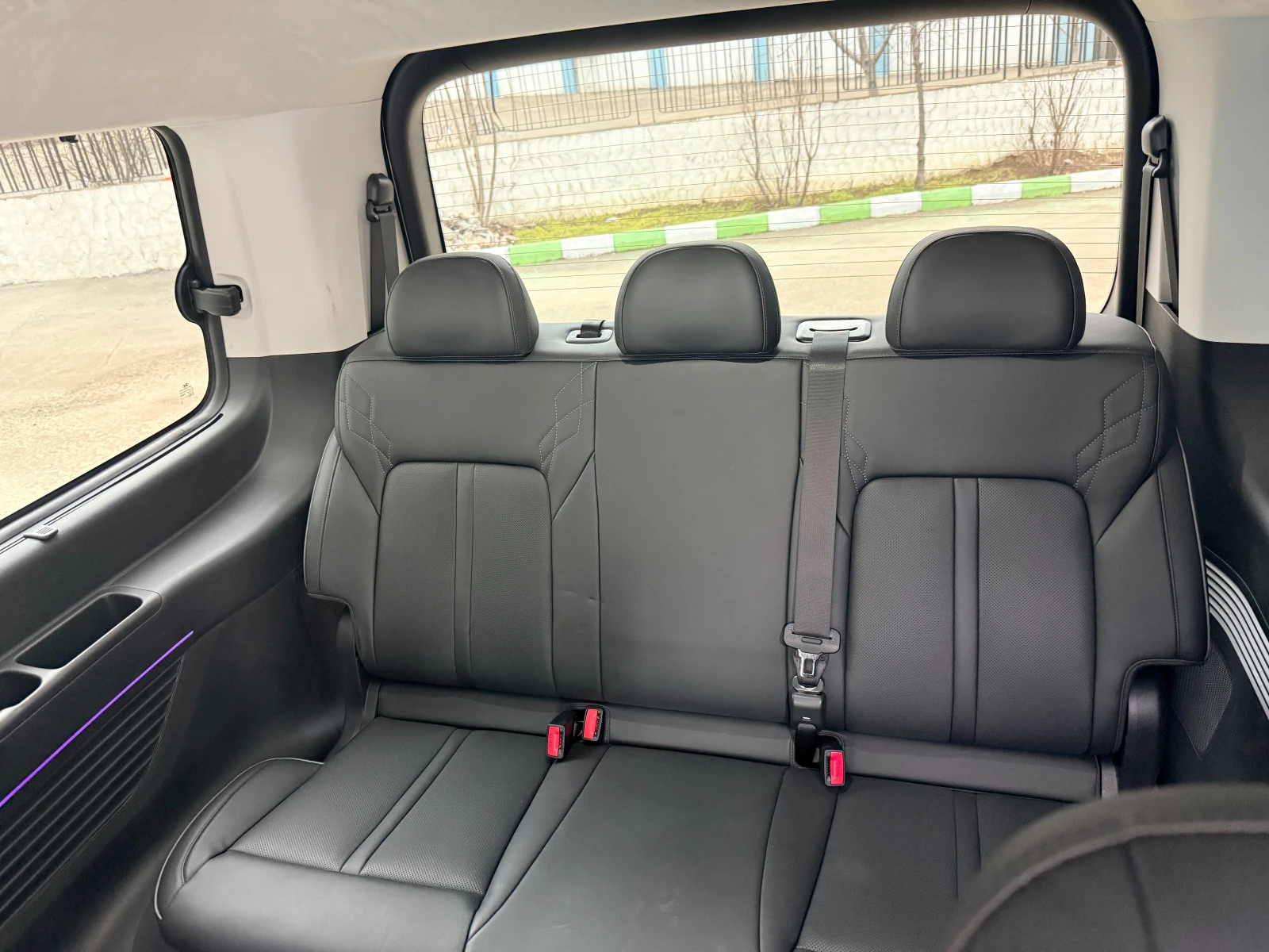 Hyundai Staria LUX AWD | Mobile.bg � ����������� 6